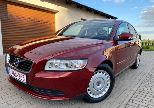 Volvo S40 cena 26900 przebieg: 126471, rok produkcji 2010 z Rawicz małe 781